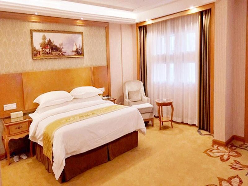 Vienna Hotel Guangzhou Baiyun Dongping Middle Road Экстерьер фото