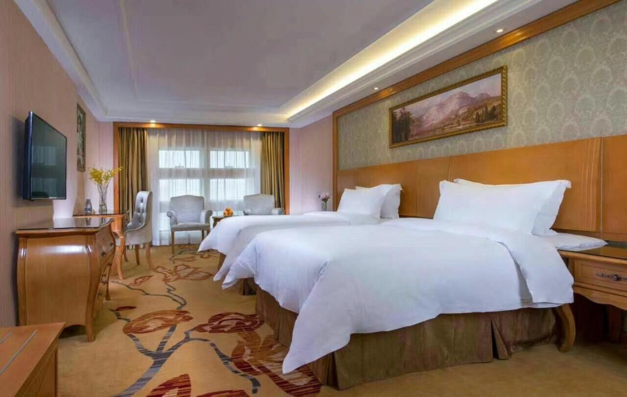 Vienna Hotel Guangzhou Baiyun Dongping Middle Road Экстерьер фото