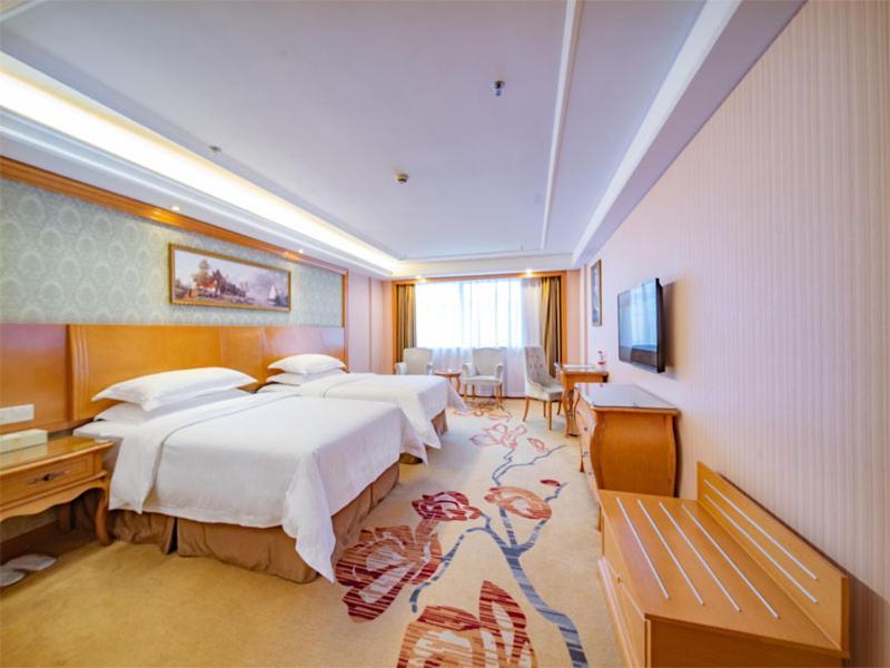 Vienna Hotel Guangzhou Baiyun Dongping Middle Road Экстерьер фото