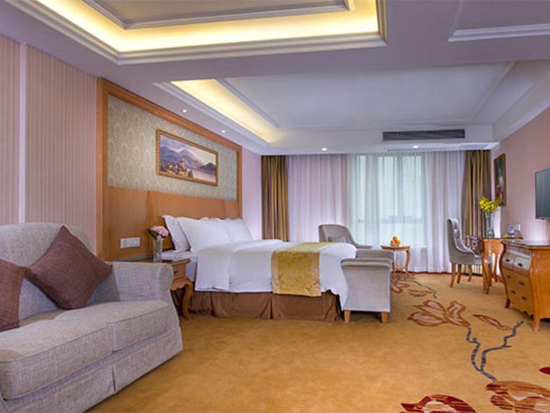 Vienna Hotel Guangzhou Baiyun Dongping Middle Road Экстерьер фото